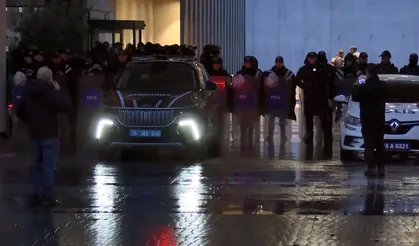 Bakırköy Belediyesi'ne operasyon: 37 gözaltı