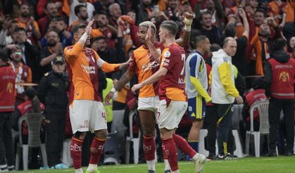 Galatasaray derbide Fenerbahçe'yi mağlup etti