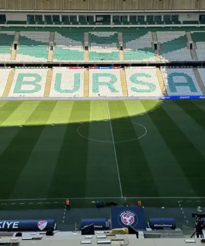 A Milli Futbol Takımı, 10. kez Bursa'da