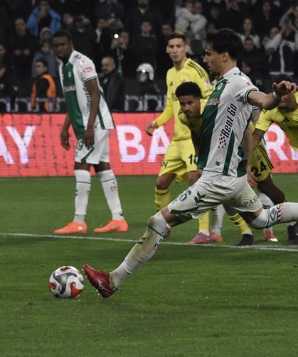 Fenerbahçe uzatmada yediği golle kupaya veda etti