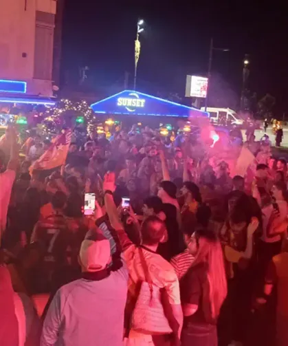 Galatasaray'ın şampiyonluğu İzmir'de coşkuyla kutlandı