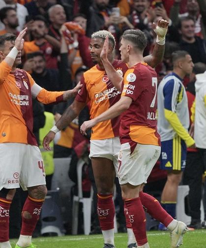 Galatasaray derbide Fenerbahçe'yi mağlup etti