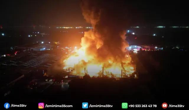 Kocaeli'de fabrikada çıkan yangın söndürülemiyor