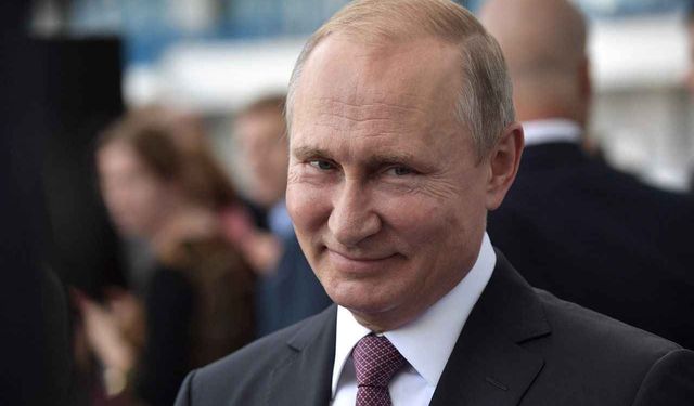 Vladimir Putin, yeniden Başkan