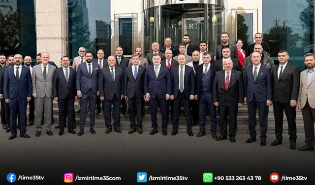 AK Parti İzmir ilçe başkan adayları Ankara’da