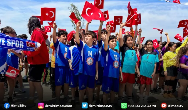 İzmirli minikler Egemen Çocuklar Hentbol Şenliği’nde buluştu