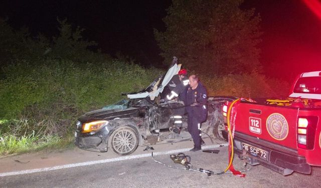 Bursa'da feci kaza... 3 ölü, 1 yaralı