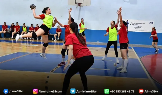 İzmir Büyükşehir Spor Kulübü hentbol takımlarıyla parlıyor