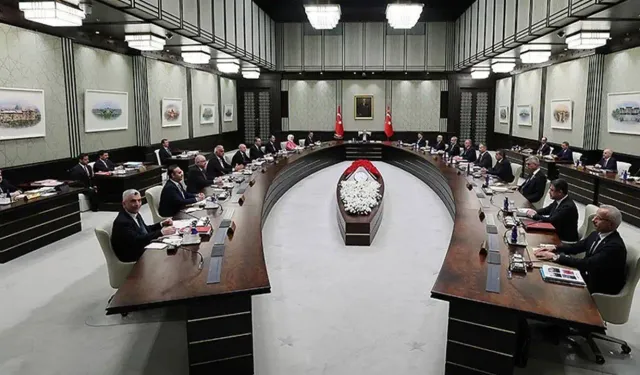 Kabine'de büyük değişim iddiası: '8 bakan değişecek'