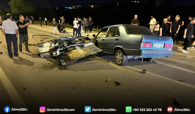 Lüks araçla çarpışan Tofaş ikiye bölündü