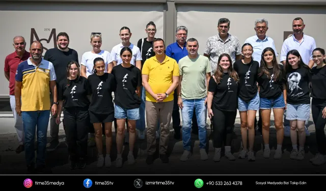 Bornova’nın sultanları set vermeden zirvede
