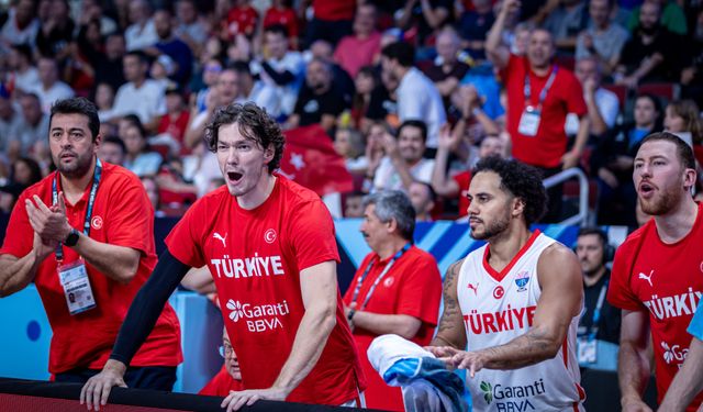 A Milli Erkek Basketbol Takımı'ndan 41 sayılık fark