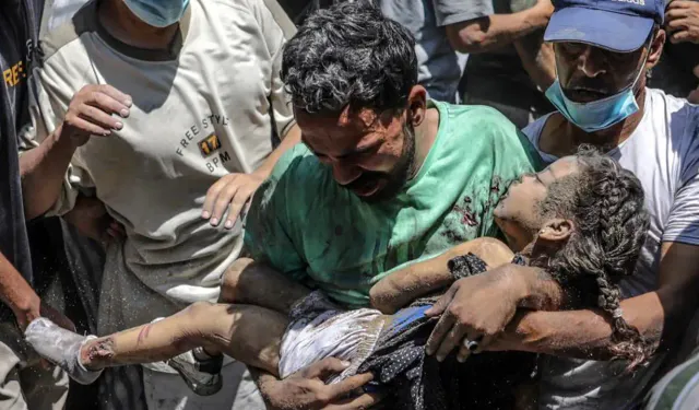 İsrail, Gazze'de günde ortalama 28 çocuğu öldürüyor