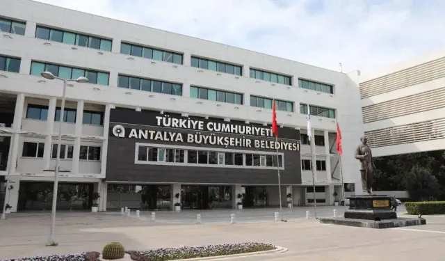 Antalya'da belediyeye yönelik yeni rüşvet operasyonu