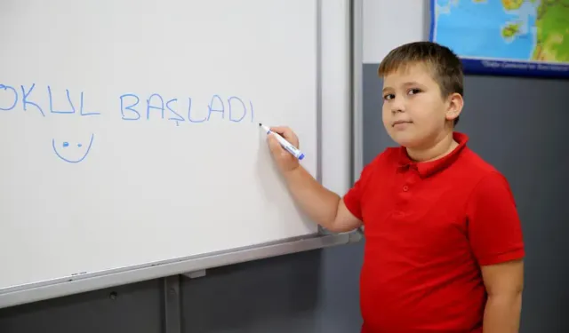 Yeni eğitim öğretim yılının ilk ders zili çaldı