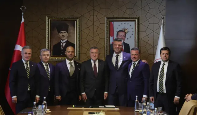 Bakan Bak, Fenerbahçe yönetimini kabul etti