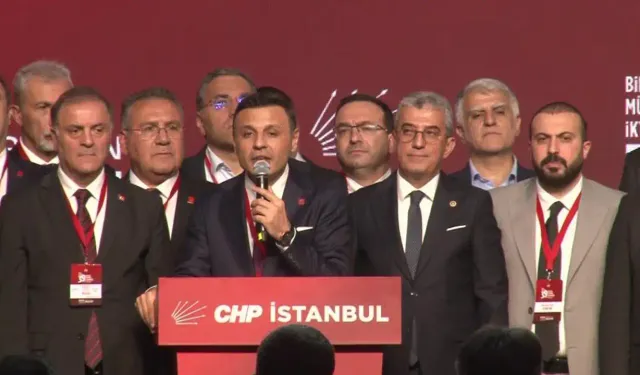Özgür Çelik yeniden CHP İstanbul İl Başkanı seçildi