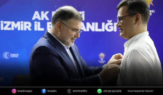 Başkan Saygılı, AK Parti'nin iktidara gelişinin yıldönümünde rozetleri taktı!