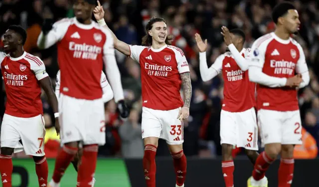 Arsenal derbide Tottenham'ı 4-1 ile geçti