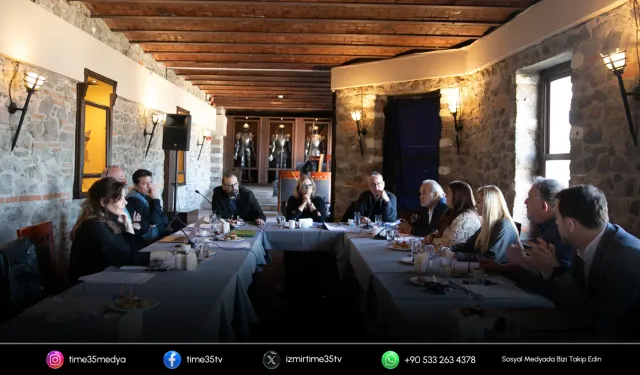 İzmir Şehir Tiyatroları Danışma Kurulu toplandı