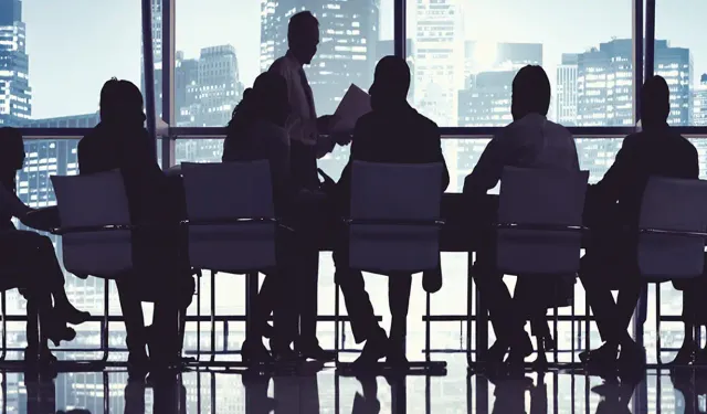 İşe 40 dakika erken geldiği için işten kovuldu