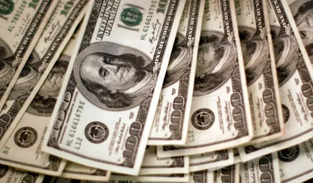 Net UYP açığı Ekim ayında 323,3 milyar dolar oldu