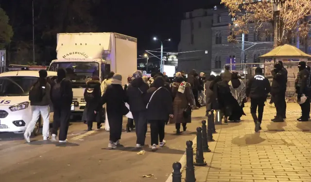 İstanbul'da Büyük Gazze Yürüyüşü başladı