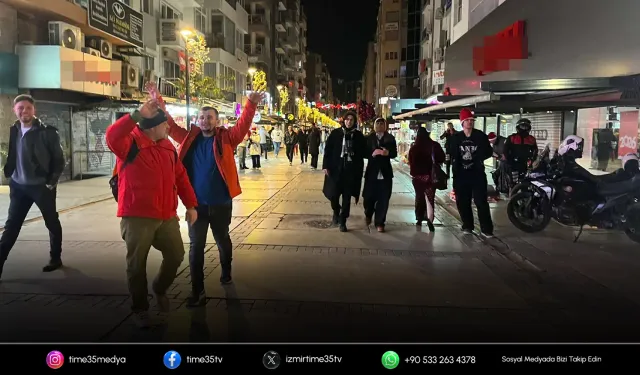 İzmirliler yeni yıla coşkuyla girdi