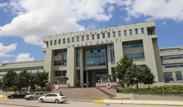 Ankara'da adliye memuru altınları çaldı