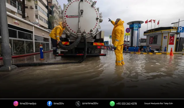 Büyükşehir'den 'deniz taşması' açıklaması: Altyapı yetersiz değil!
