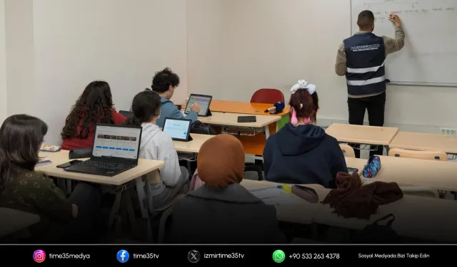 İzmirli öğrencilere yapay zekâ destekli matematik