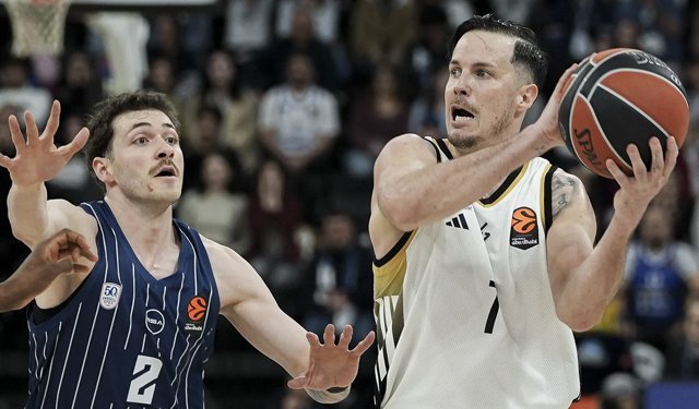 Anadolu Efes evinde ASVEL engelini aşamadı