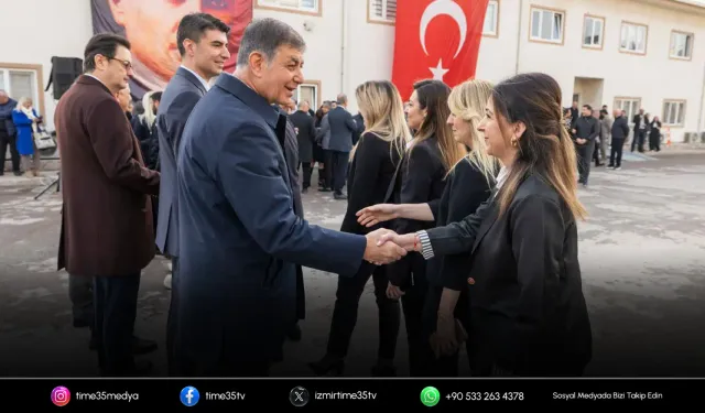 Başkan Tugay, İZSU personeli ile bayramlaştı