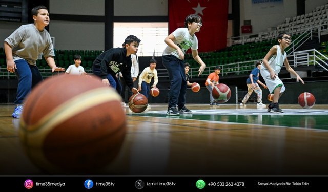 Bornova'da minik dev adamlar potada yetişiyor