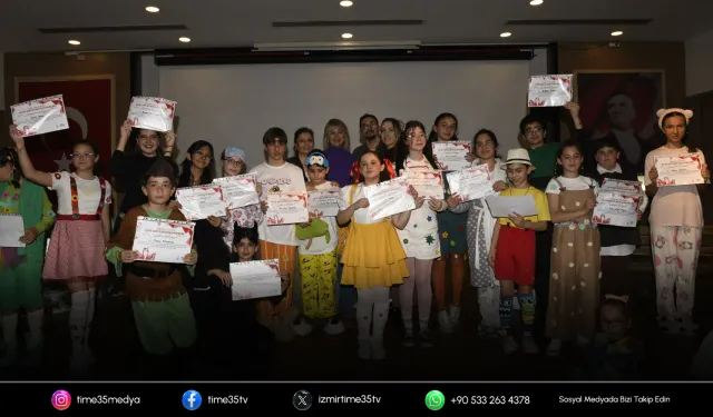 Çiğli’de Dünya Tiyatrolar Günü coşkuyla kutlandı