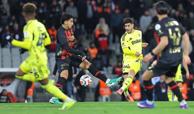 Fenerbahçe Olimpiyat’ta şok yaşadı: 2-0