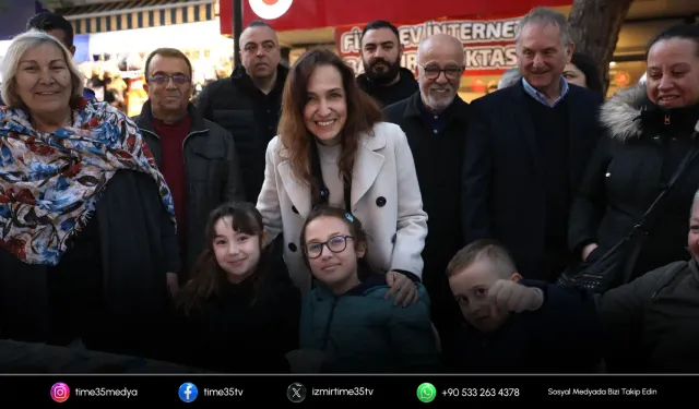 Karşıyaka Çarşı’ya dev sofra: 5 bin kişi iftarda buluştu!