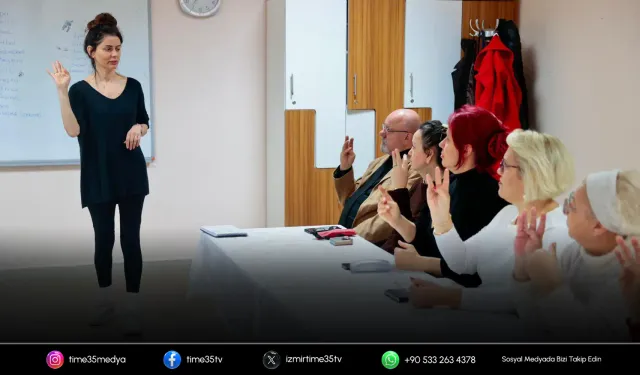 Konak’ta işaret diliyle engeller aşılıyor