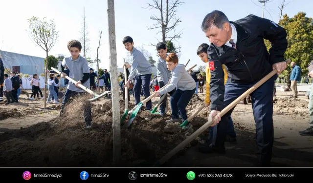 Kültürpark’ta beton yerini yeşile bıraktı
