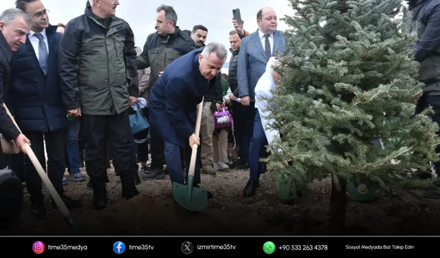 İzmir’de 15 bin fidan toprakla buluşturuldu