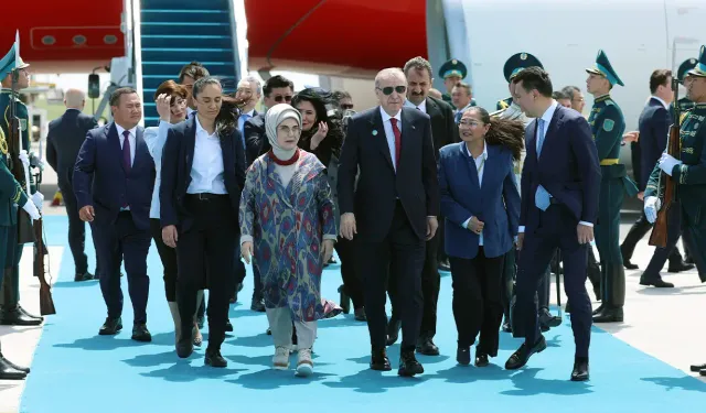 Cumhurbaşkanı Erdoğan, Türkistan'da