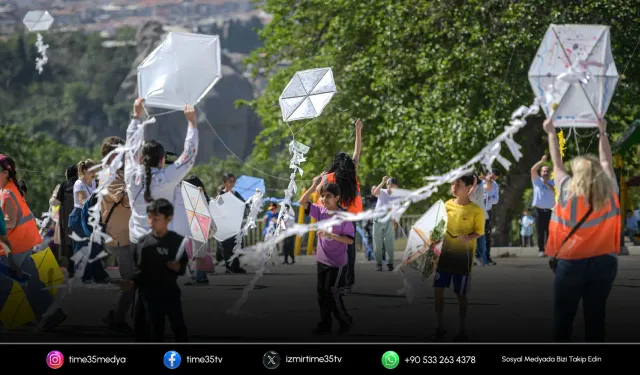 Kadifekale’de gökyüzü uçurtmalarla renklendi