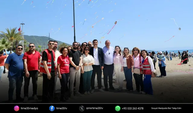 Menderes’te gökyüzü rengarenk oldu