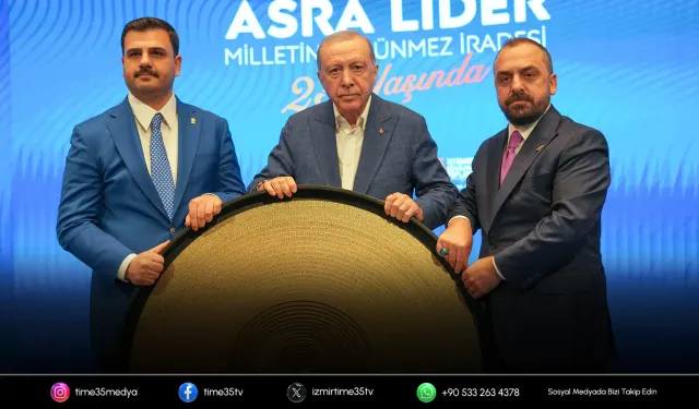 AK Partili İnan'dan Cumhurbaşkanı Erdoğan'a anlamlı hediye!