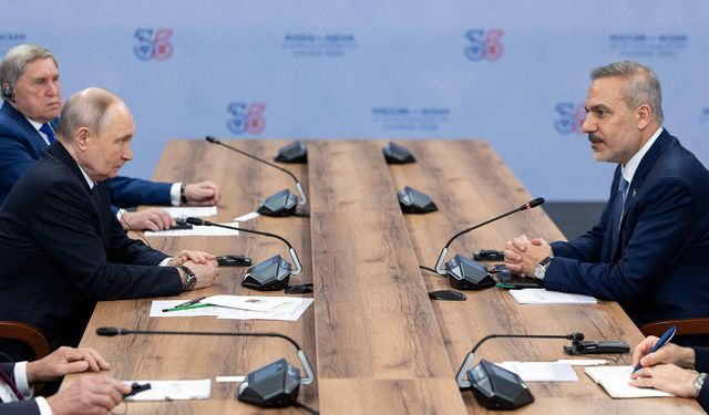 Dışişleri Bakanı Fidan, Putin ile Kazan'da görüştü