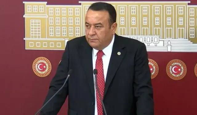 CHP Ankara Milletvekili Adnan Beker istifa etti