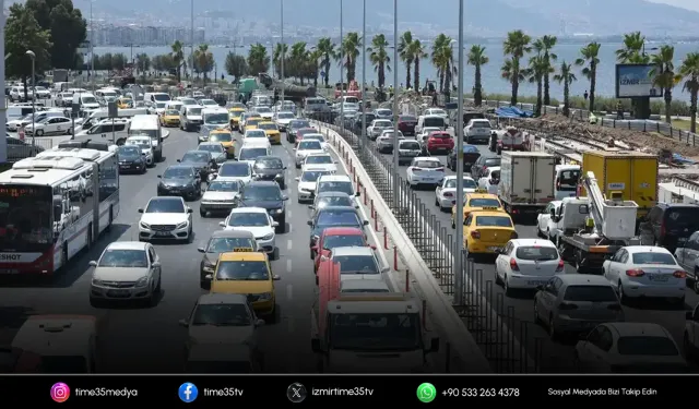 İzmir'de araç sayısı 2,1 milyonu aştı!