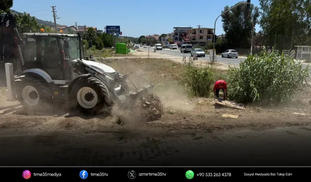 Menderes’in sahil bölgesinde atık seferberliği