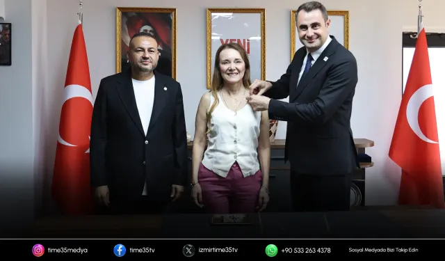 Konak Belediye Başkanı ve 19 meclis üyesi YENİ Parti'de
