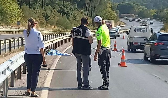 Manisa-İzmir yolunda motosiklet kazası can aldı